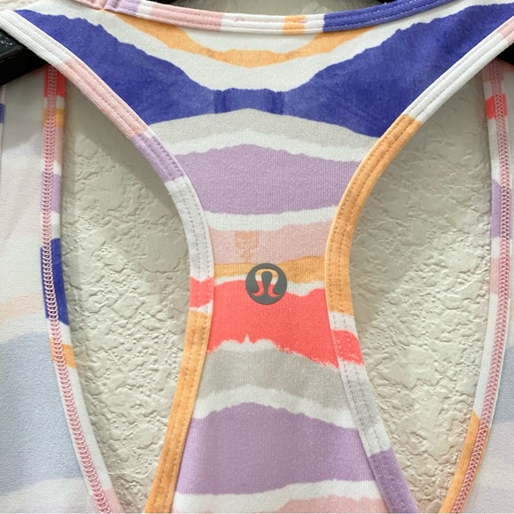 LULULEMON CRB Cool Racerback Beacher Stripe White Iris Flower Tank Size 6 - Picture 9 of 12